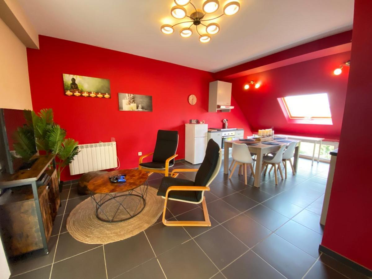 Cosy 2-Bedroom Apartment In The Center Of Hotton Ngoại thất bức ảnh